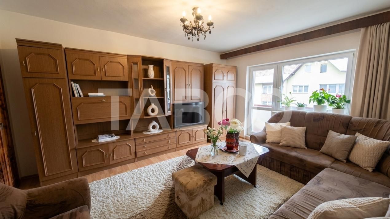 Apartament 4 camere 81 mpu 2 bai 3 balcoane 1 terasa Turnisor Sibiu – fotografia 12 din 13