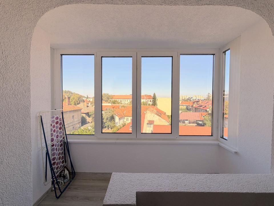 Apartament de inchiriat, 2 camere, central, renovat recent – fotografia 8 din 15