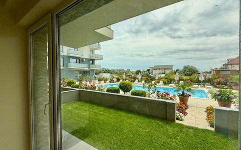 Apartament direct la PISCINĂ, curte proprie, finalizat, Parcare bonus