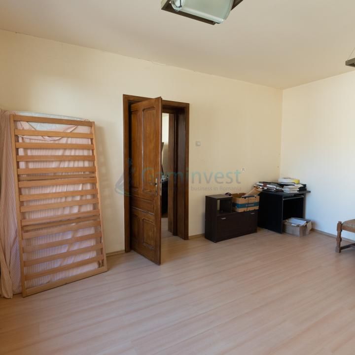 Cladire de inchiriat in Oradea, 382 mp cu 3 nivele, multifunctionala – fotografia 23 din 29