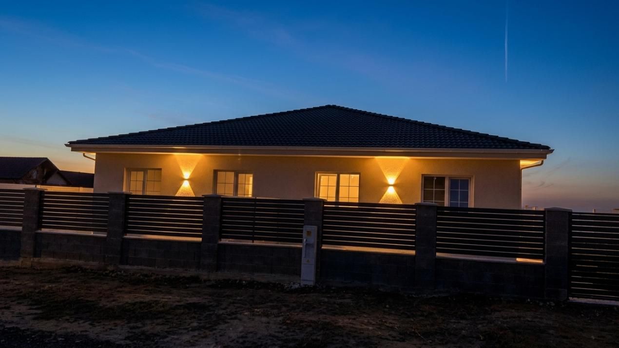 Duplex cu 3 camere, 80 mp utili, 16 mp terasa, 463 mp teren - Sag. – fotografia 1 din 20