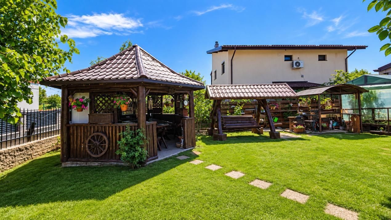 Casă lângă lac cu panouri fotovoltaice | Afumați – fotografia 10 din 17