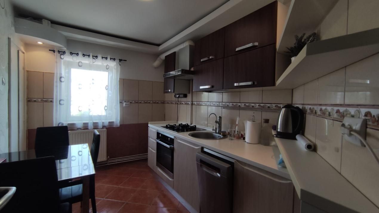 Apartament 3 camere, zona Penny Cireșica – etaj 3, semidecomandat – fotografia 10 din 16