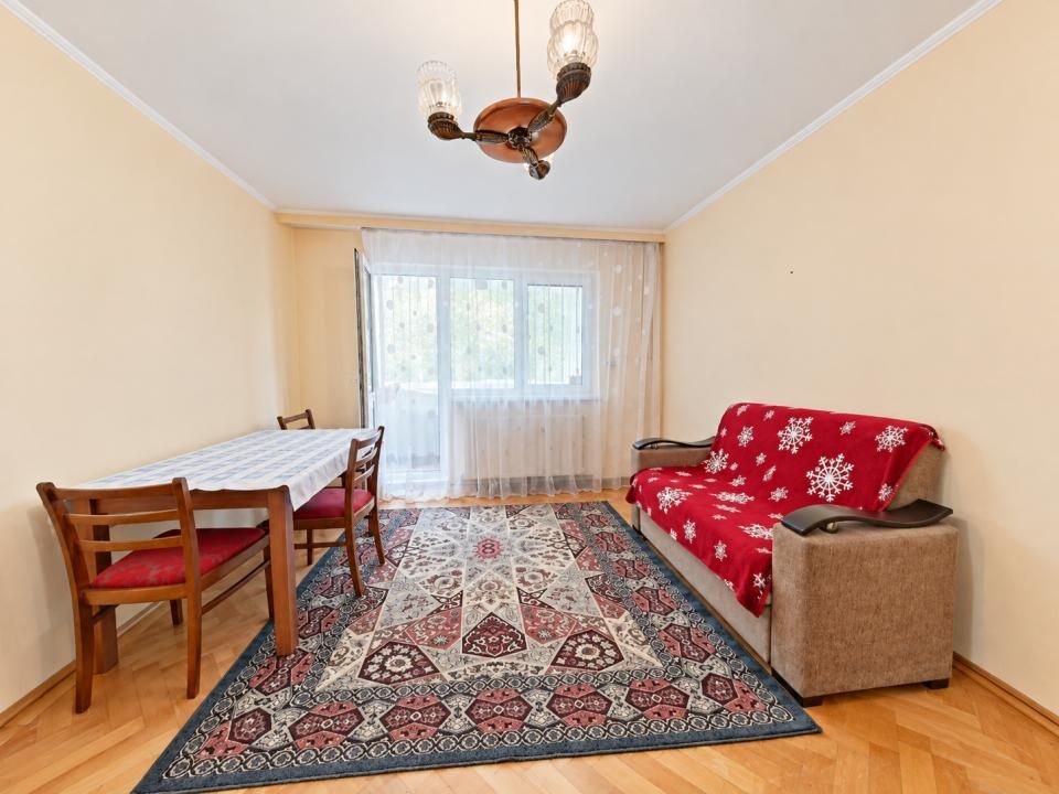 Închiriere apartament cu 2 camere, mobilat si utilat, strada Zizinului – fotografia 2 din 10