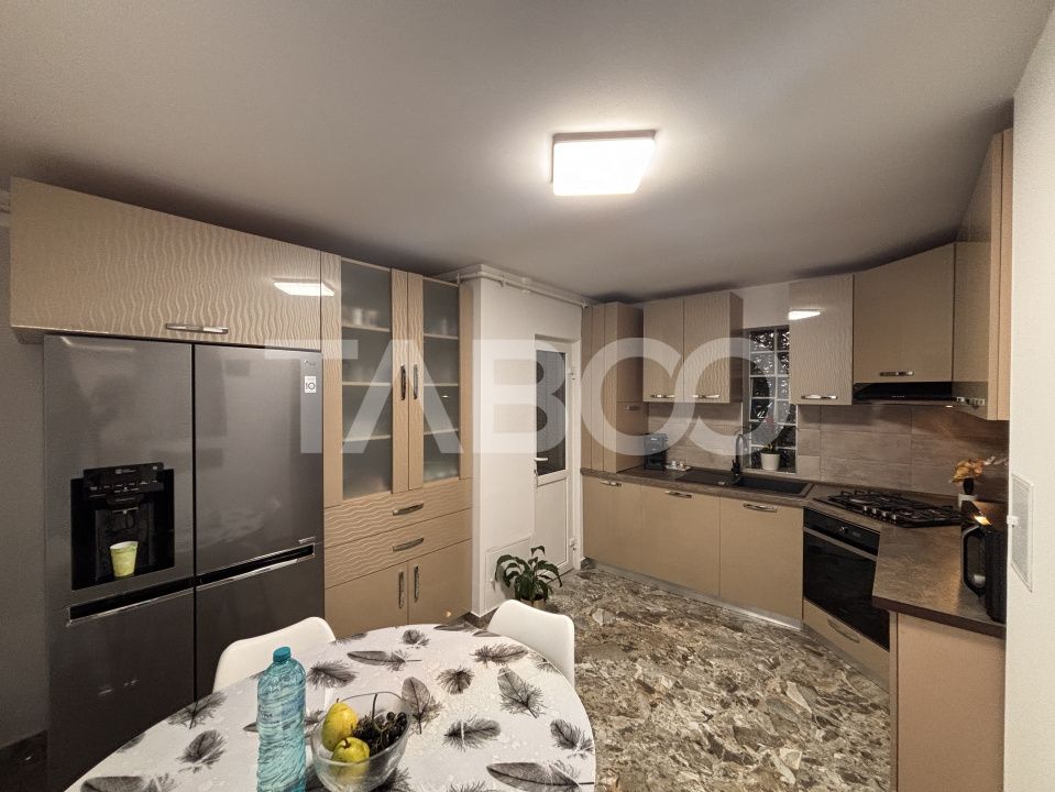 Casa de vanzare cu 5 camere +o curte de 150 mp Zona Terezian Sibiu – fotografia 8 din 34