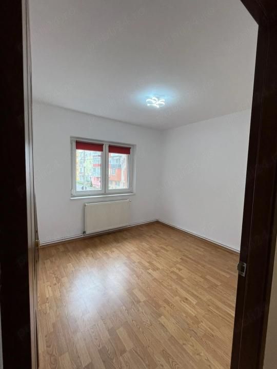 Apartament cu 4 camere, 81 mp, 2 băi și 2 balcoane | Câmpia Turzii – fotografia 7 din 9