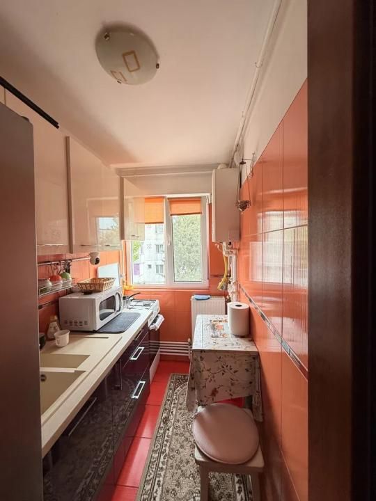 APARTAMENT 3 CAMERE| KM 4-5 | 52 MP| ETAJ 3| – fotografia 6 din 8