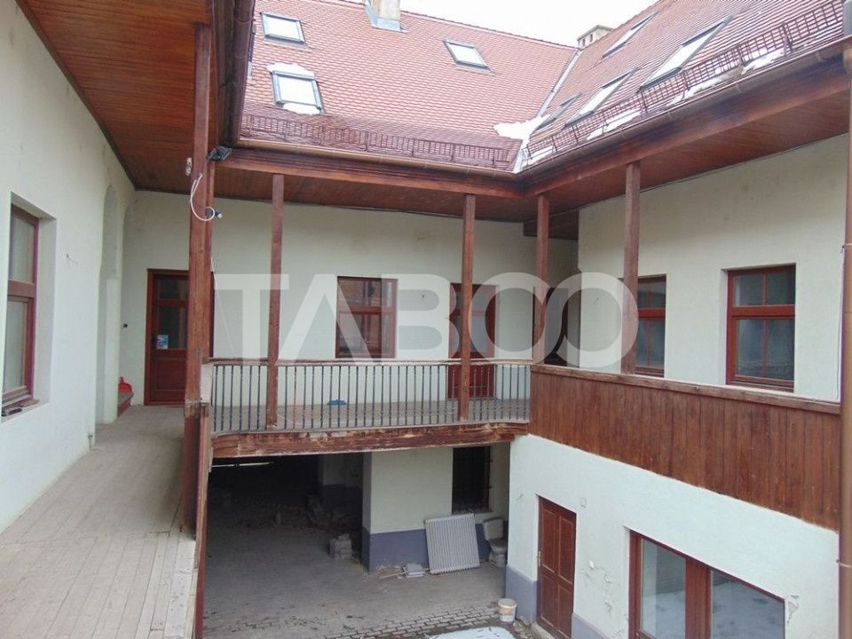 Pensiune cu 19 camere de inchiriat in Sibiu zona Centrala – fotografia 18 din 27