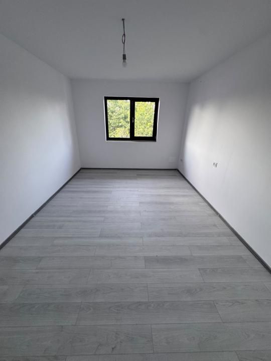 Vila tip duplex cu teren 100 mp, intersectie Profi Horpaz, la DJ, Capat CUG – fotografia 1 din 14