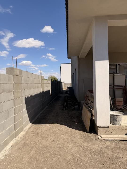 Duplex 4 camere, 125 mp utili, 350 mp teren, terasa 10mp - Giarmata Vii – fotografia 20 din 37