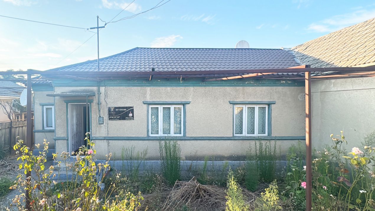 Casa de vânzare in OVIDIU - teren 450 mp - gaze in casa - de renovat – fotografia 1 din 4