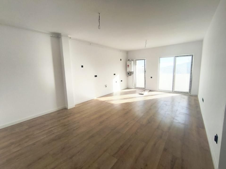 Apartament 2 camere finisat, Eroilor Residence, garaj subteran inclus – fotografia 2 din 12