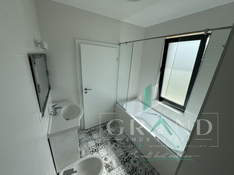 OPORTUNITATE!Casă individuală | 4 camere | 3 băi | Garaj | Terasă | Dezmir – fotografia 18 din 36