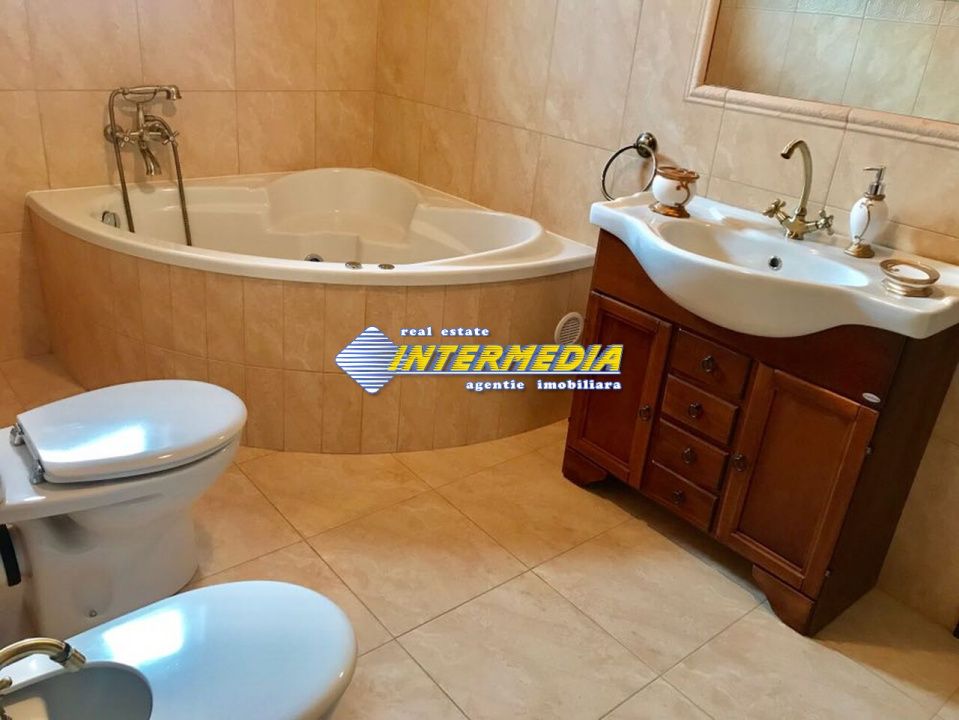 Casa de vanzare Alba Iulia CETATE cu 4 dormitoare si living finisata complet – fotografia 13 din 34