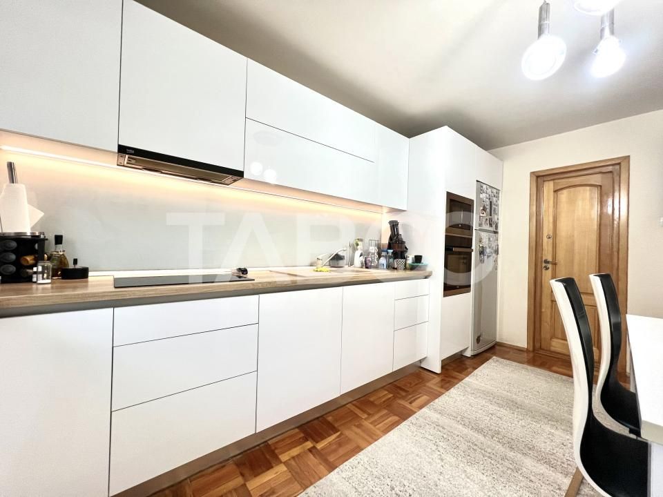 Apartament cu 3 camere in Marasti 100 mp 2 bai bloc izolat zona Farmec – fotografia 4 din 11