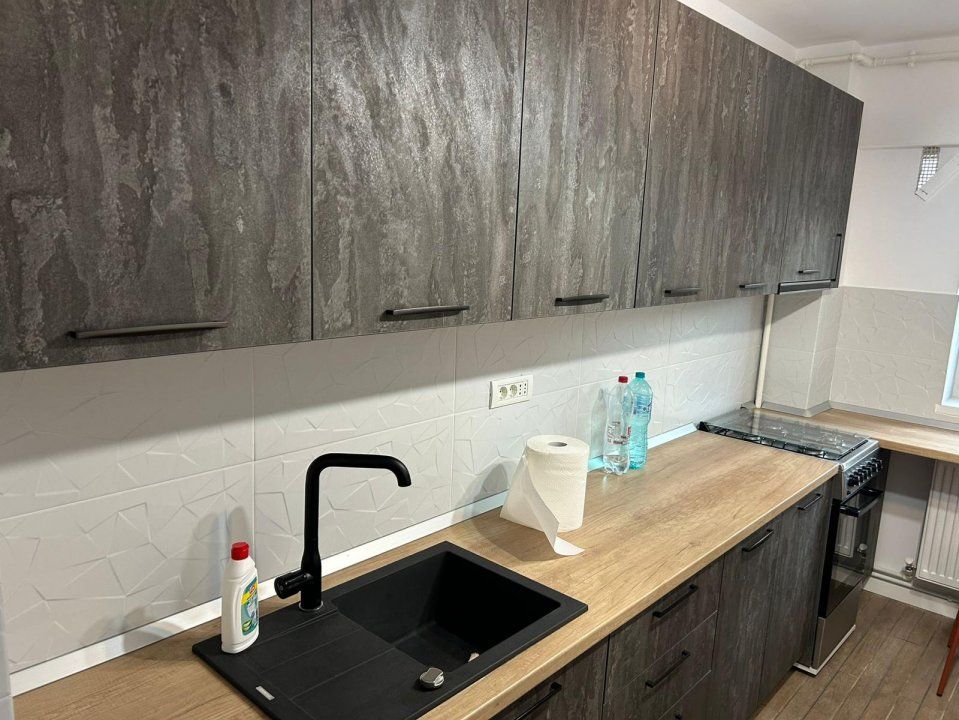 Apartament 2 camere decomandat – Piata Tomis III – fotografia 7 din 10