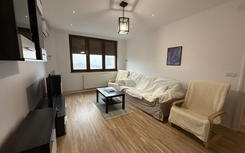 Apartament 3 camere, 73 mp, complet renovat - zona Garii