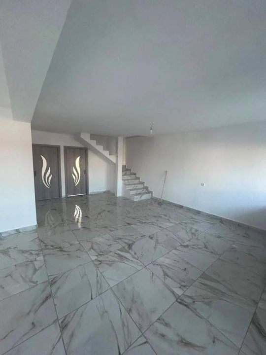 Casa de vanzare in Lumina – fotografia 3 din 7