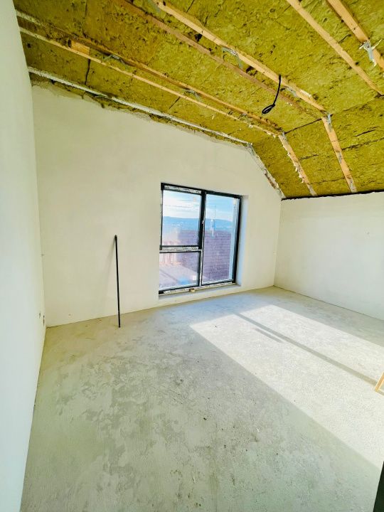 Duplex cu arhitectură deosebită și panoramă spre oraș | Dâmbul Rotund – fotografia 8 din 13