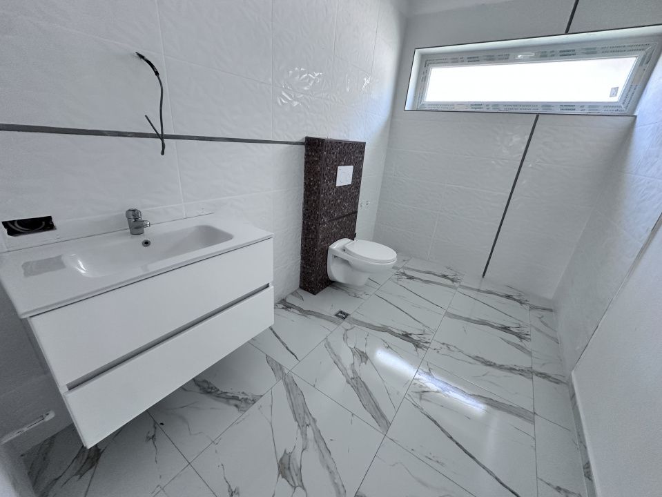 CASA NOUA I 4 CAMERE I 2 BAI I BUCATARIE I 500 MP TEREN I FINISATA I – fotografia 21 din 24