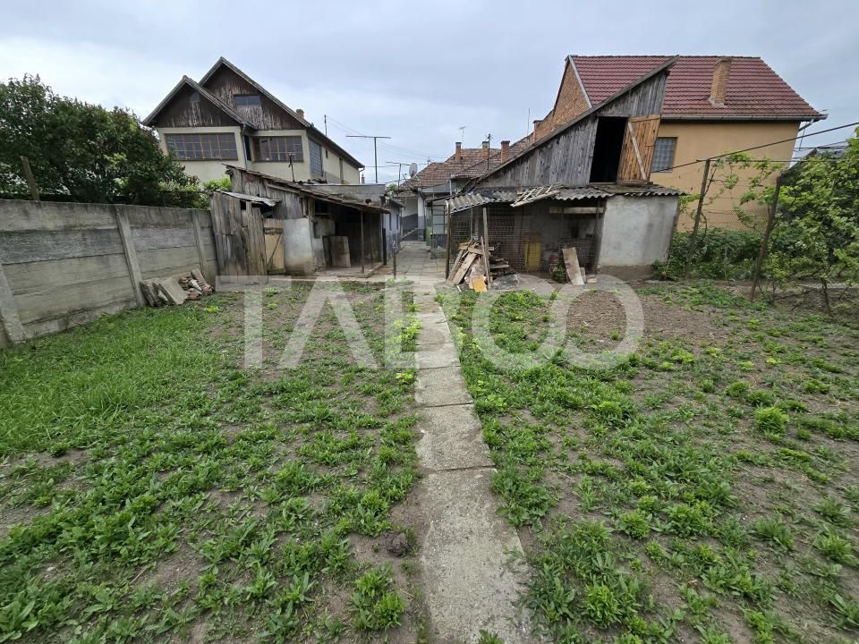 Casa de vanzare cu teren 412 mp pivnita garaj in Terezian Sibiu – fotografia 29 din 34