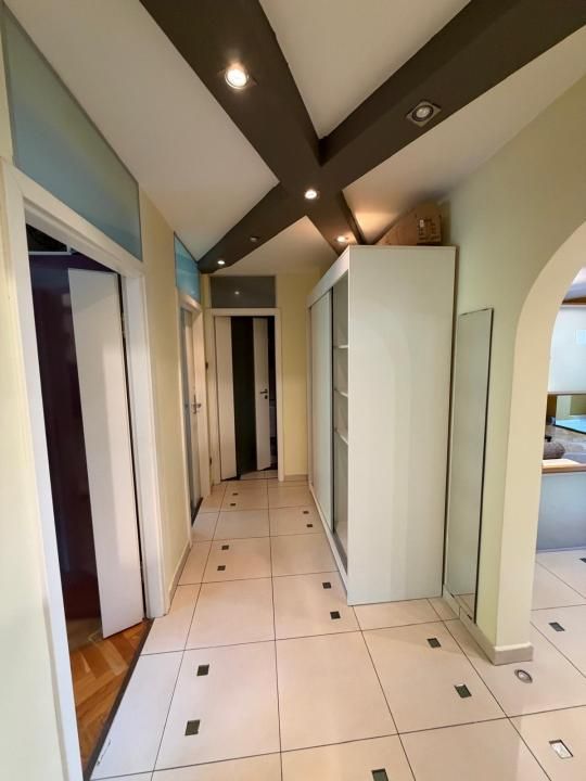 Apartament 3 camere, decomandat, 76,2 mp utili, etaj 4 - Girocului – fotografia 10 din 24