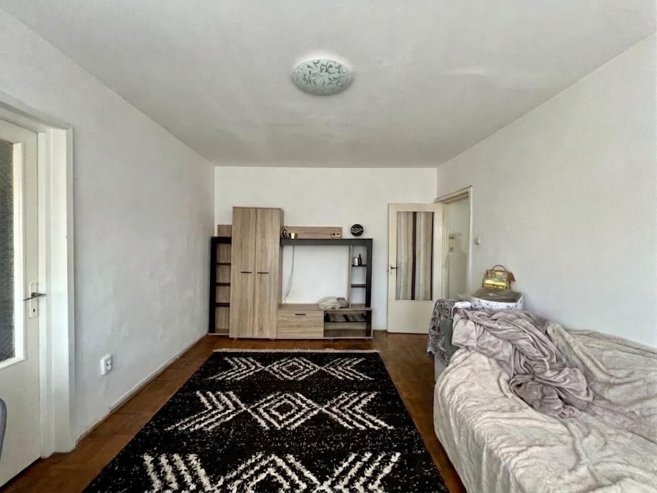 Apartament 2 camere, 42 mp utili, parter - zona Soarelui – fotografia 1 din 8