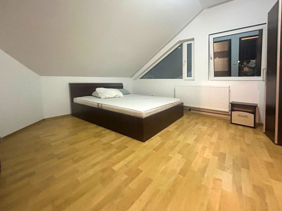 Pensiune cu 10 camere in Mamaia-Sat, zona LIDL . Oportunitate de investitie – fotografia 14 din 29
