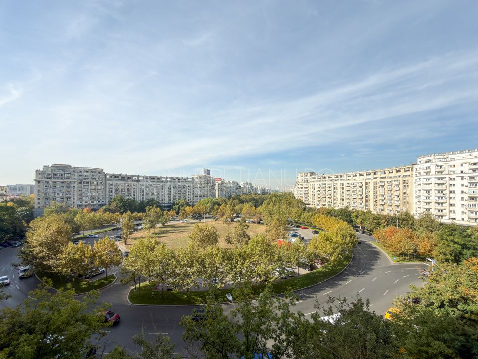 Apartament 4 camere de inchiriat in Piata Alba Iulia | Vedere spre Bd. Unirii – fotografia 1 din 18