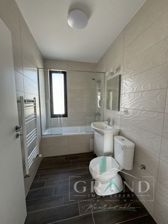 OPORTUNITATE!Casă individuală | 4 camere | 3 băi | Garaj | Terasă | Dezmir – fotografia 20 din 36