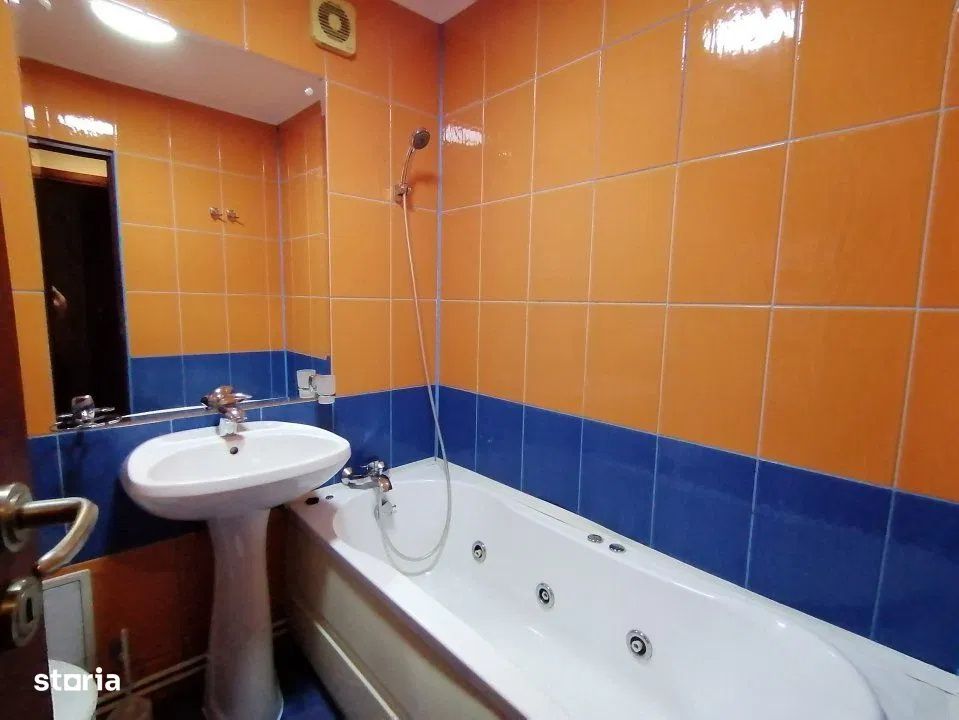 Vanzare apartament 3 camere decomandat, acte disponibile, Izvorul Trotusului – fotografia 9 din 10