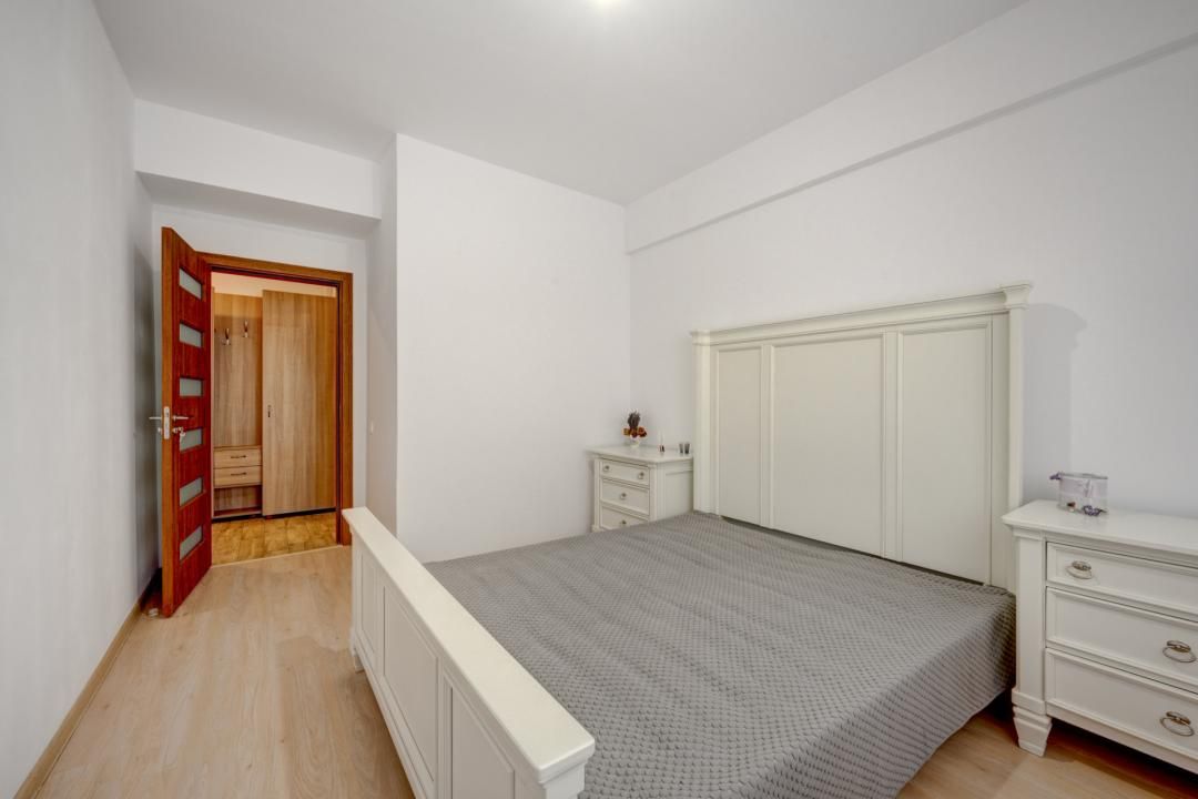 Apartament 2 camere Titan, 1 Decembrie, decomandat, bloc cu lift si pod – fotografia 6 din 14