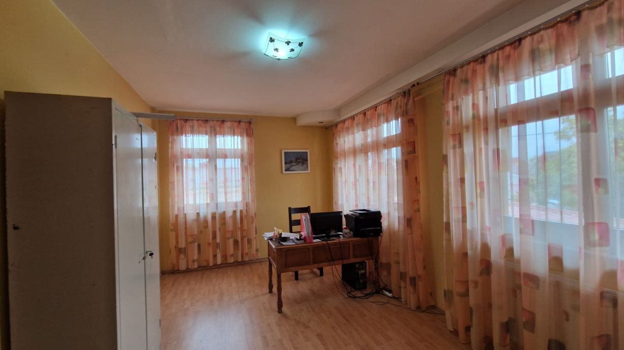 Spatiu comercial, 800mp, Rovine, zona Piata Centrala – fotografia 7 din 12