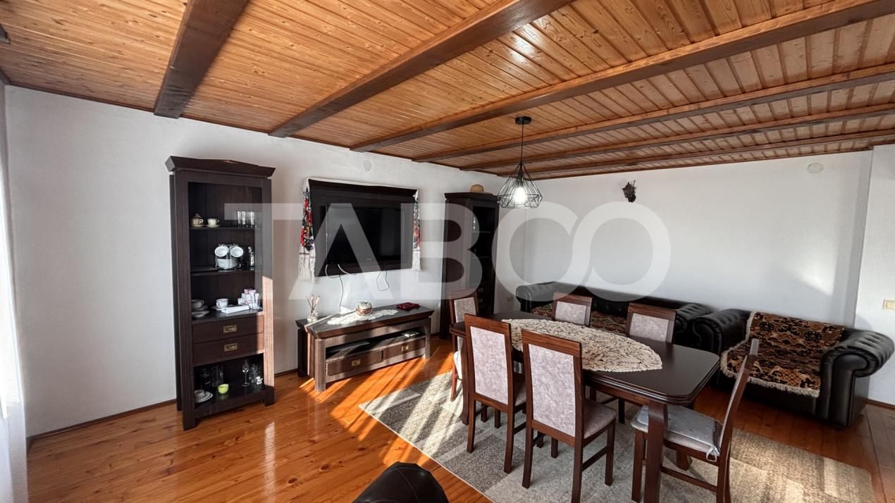 Casa individuala de vanzare zona Sura Mare individuala 900 mp teren – fotografia 4 din 24
