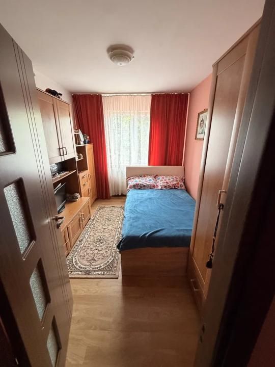 APARTAMENT 3 CAMERE| KM 4-5 | 52 MP| ETAJ 3| – fotografia 4 din 8