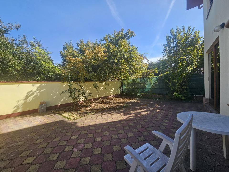 Casa familiei tale lângă Bulevardul Castanilor – fotografia 16 din 17