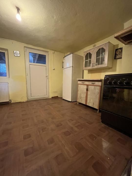 Casa pe parter 3 camere ingrijita curte si gradina Gaesti Nord – fotografia 20 din 35