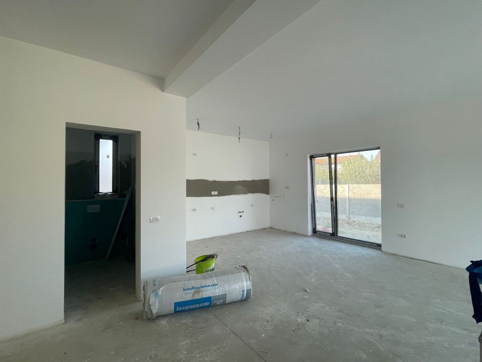 Duplex cu 4 camere pe parter - Mosnita Noua – fotografia 3 din 11