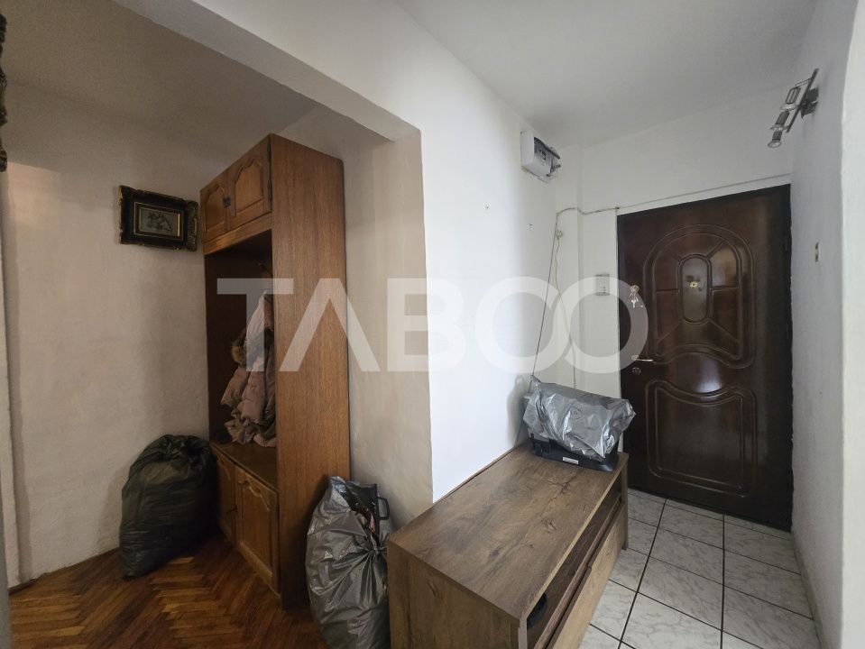 Apartament 2 camere de vanzare 52 mp decomandat balcon Strand Sibiu – fotografia 11 din 12