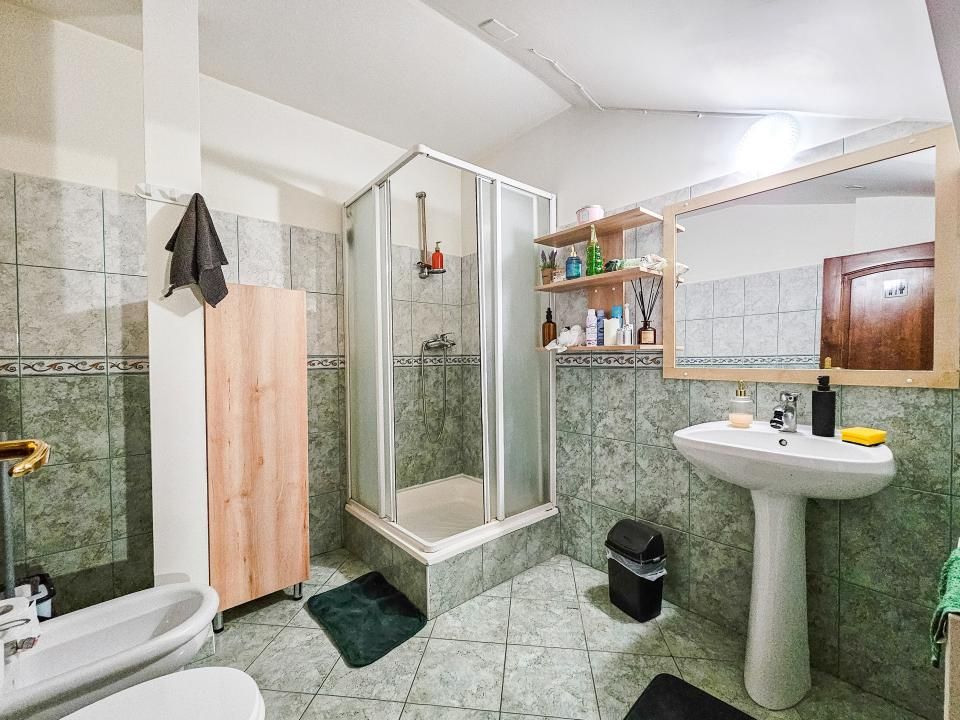 Spațiu 2 niveluri de închiriat, 80mp, vilă, zona Decebal, Piața Alba Iulia – fotografia 12 din 13