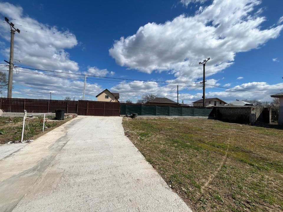 Casa parter + anexa si 2 bai cu 880 mp teren in Brosteni Dambovita – fotografia 13 din 20