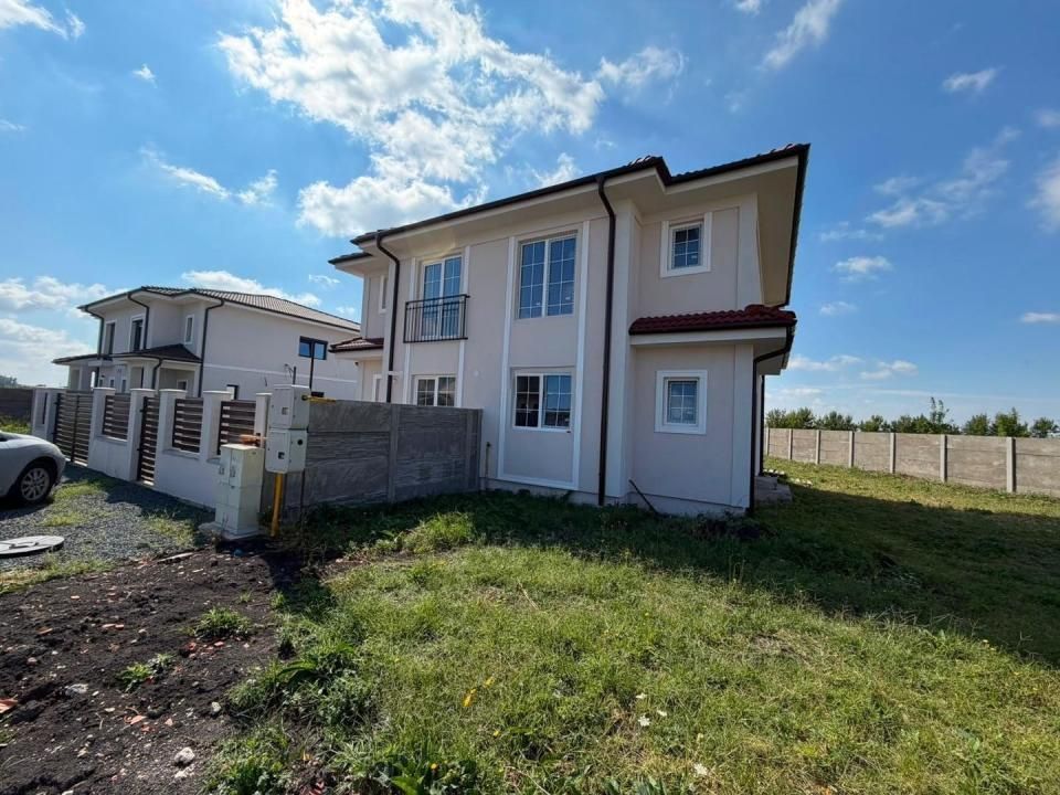 Duplex | 3 camere | Parter+Etaj | Toate utilitatile | Sanandrei | – fotografia 1 din 11