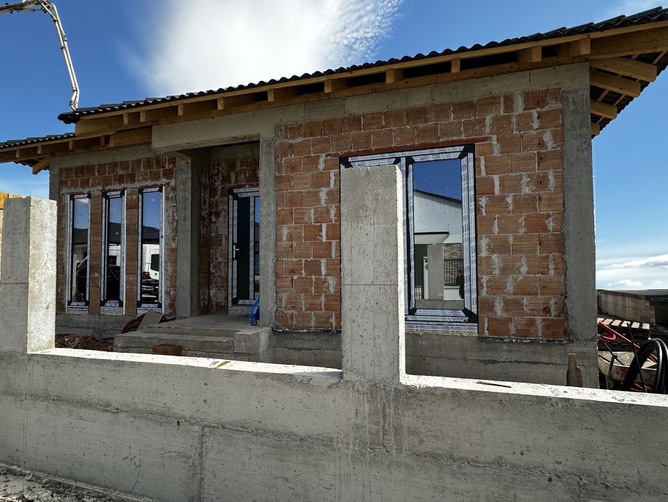 Vanzare Casa Noua 4 camere 2 Bai Terasa S.util 100 mp. Teren 400 mp. Finisata – fotografia 4 din 5