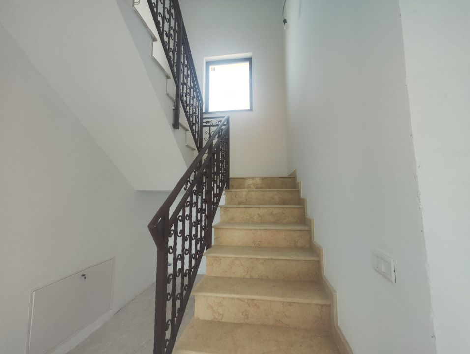 Casa 5 camere, teren 456 mp, Preajba, com. Malu Mare, zona Damila – fotografia 7 din 11