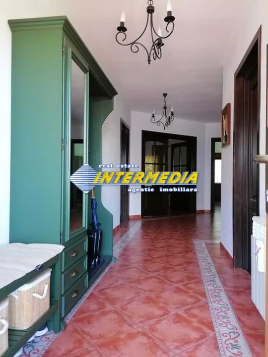 Casa de vanzare Alba Iulia CETATE cu 4 dormitoare si living finisata complet – fotografia 27 din 34