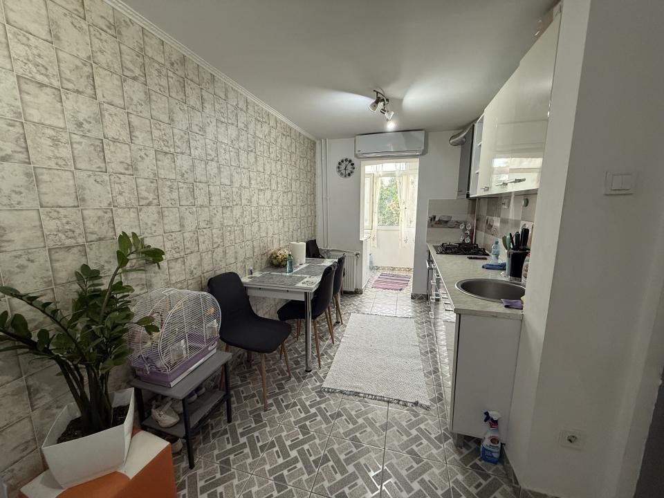 Apartament cu 2 camere, decomandat, etaj 3 - Lipovei – fotografia 5 din 7