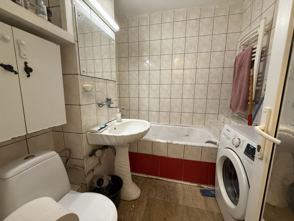 Apartament spatios, 3 camere, decomandat, parter - Lipovei – fotografia 5 din 6