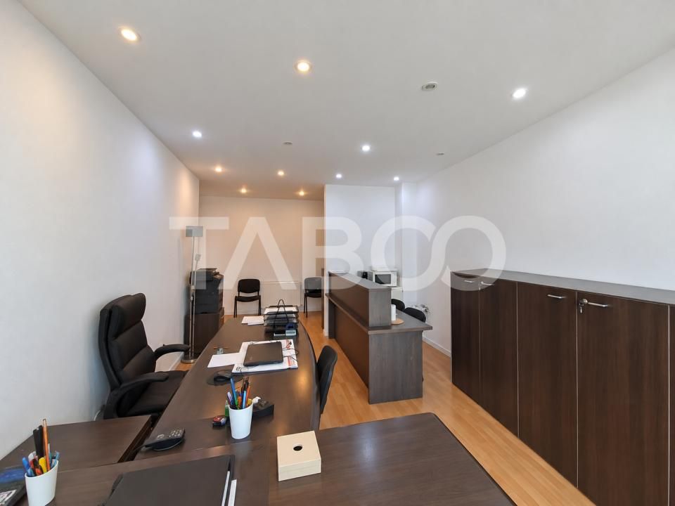 Spatiu birouri de inchiriat renovat modern 50 mp in Sibiu zona Strand – fotografia 2 din 11