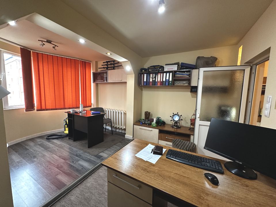 Apartament 3 camere Deco Sub-Stadion 2 Bai Balcon Etaj 2 Finisat Mobilat Utilat – fotografia 11 din 18
