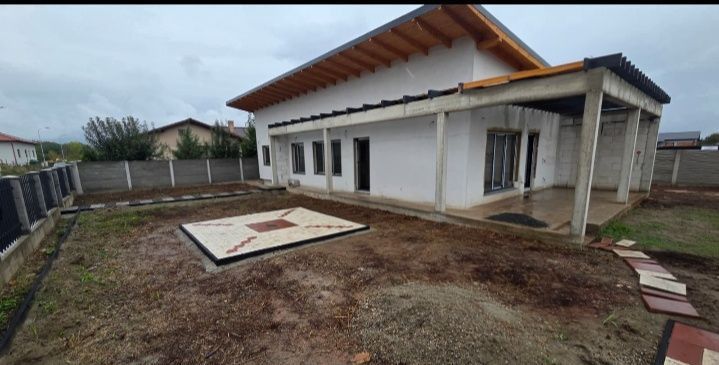 CASA NOUA I 130 mp I pe un nivel I semifinisata I teren 600 mp I – fotografia 4 din 4